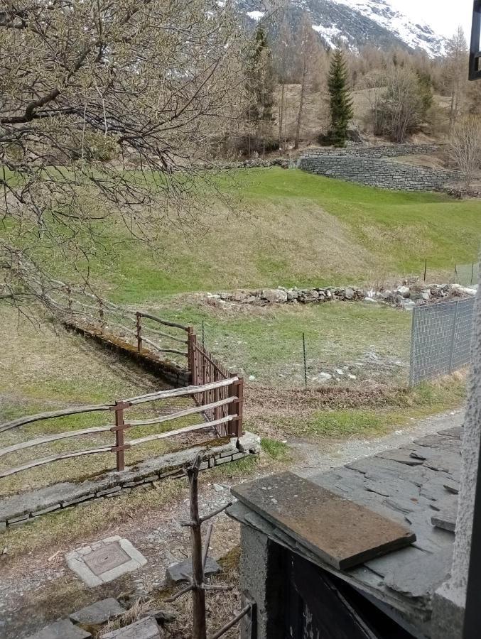 Hotel Sasso Nero Chiesa in Valmalenco Exterior foto