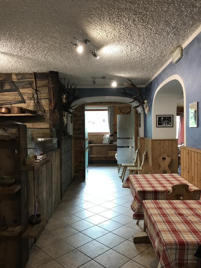 Hotel Sasso Nero Chiesa in Valmalenco Exterior foto